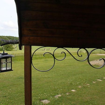 Bed and Breakfast Roulotte Montfee Semezanges Экстерьер фото